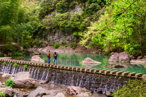 余姚附近自驾游一日游景点,余姚游玩免费景点推荐