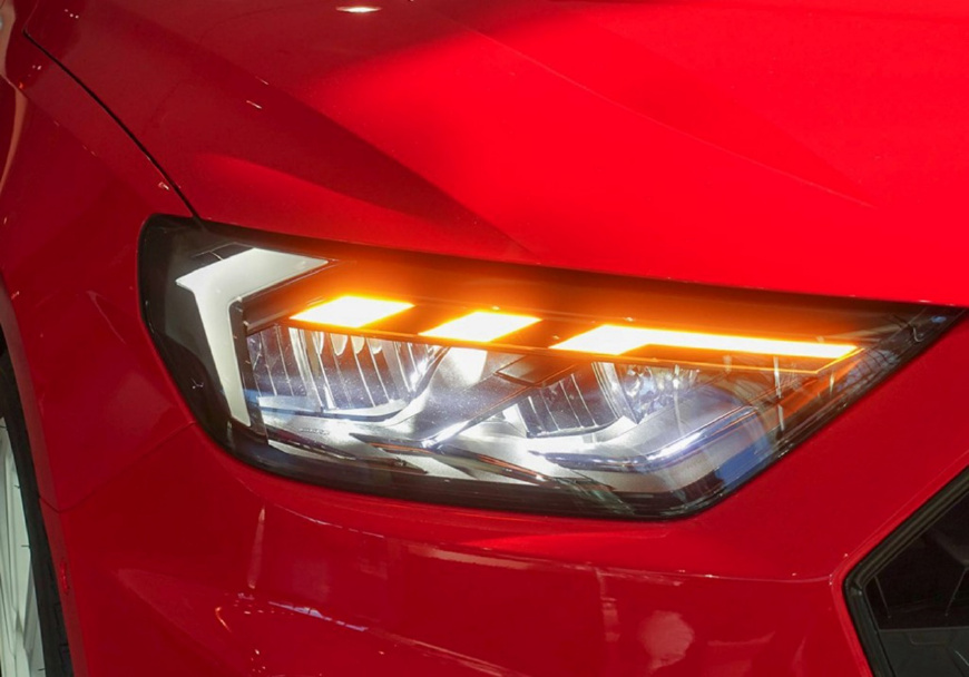 大众polo跨界13款,全新大众polo宽体小钢炮