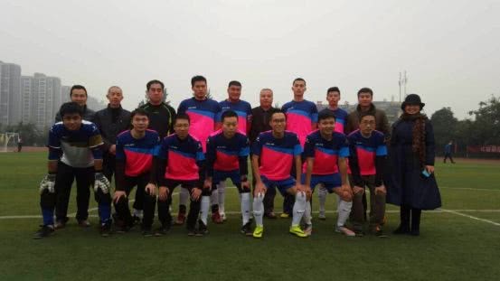 成都梦之队小学免费课程,小学足球梦之队