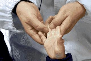 小儿推拿常用的正确手法,小儿推拿21种手法视频