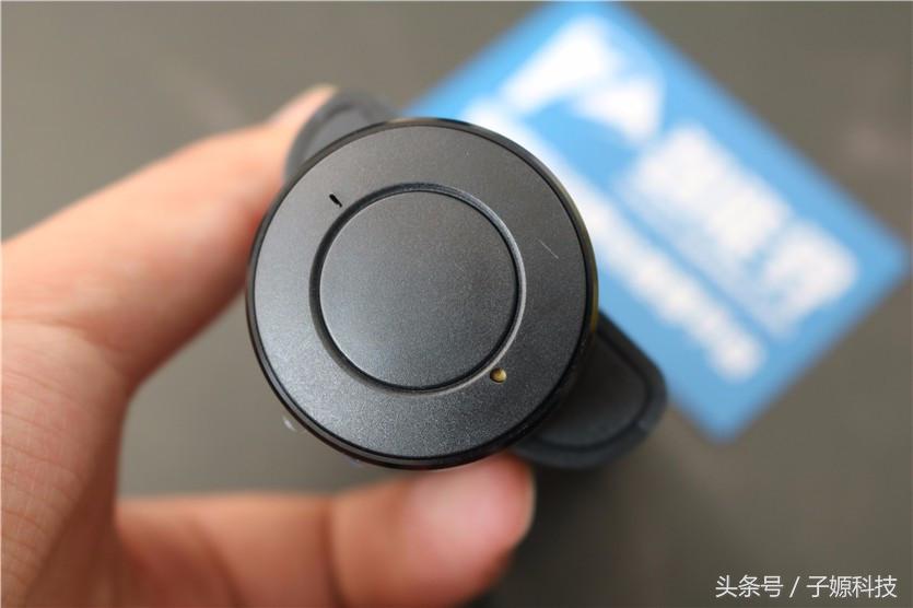 用手机管理爱车一腾讯车联轲轲西里T8行车记录仪