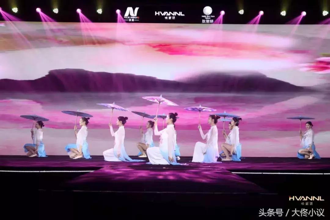 点燃“科学致敬专业”之火！2018美业领袖高峰论坛报道丨大佟小议