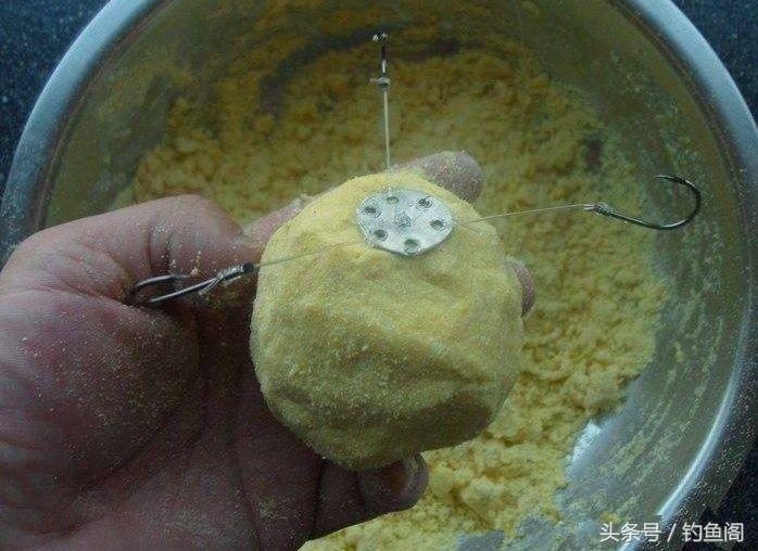 针对鲤鱼最有效的饵料,冬季鲤鱼吃什么味道的饵料