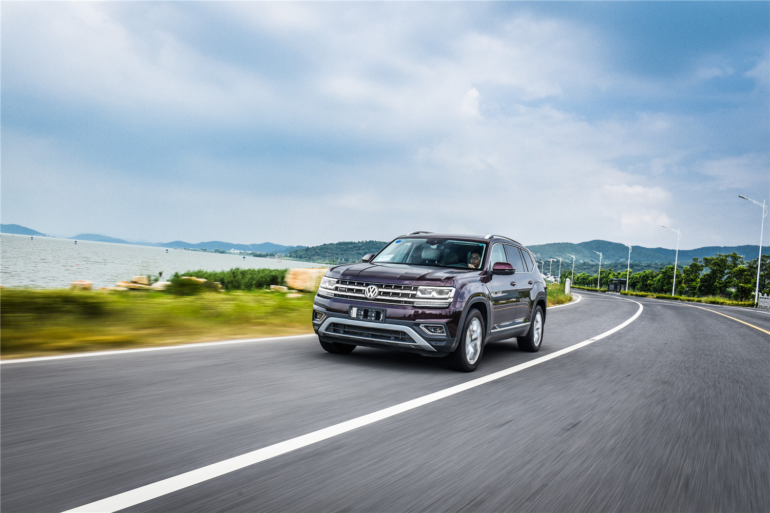 途昂为什么容易翻车,大街上的途昂为什么都开得快