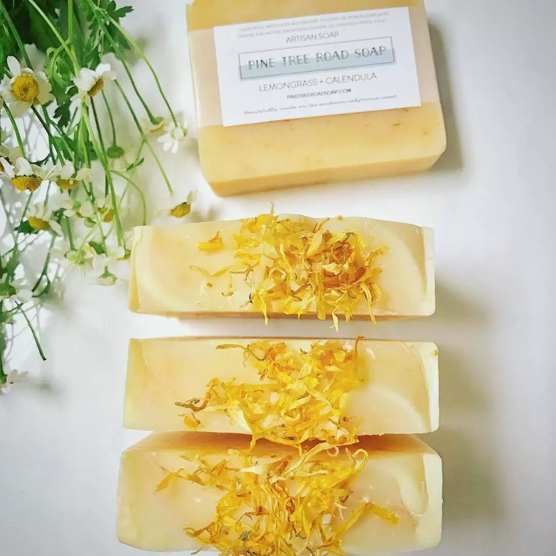 适合敏感肌的湿敷水洋甘菊,洋甘菊纯露修复敏感肌反馈