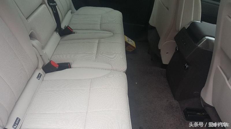 蓝色路虎发现5提车作业,路虎发现5新车提车细节