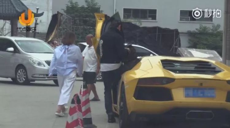 赵丽颖与冯绍峰最近之间的情况,赵丽颖冯绍峰他们两人的合唱