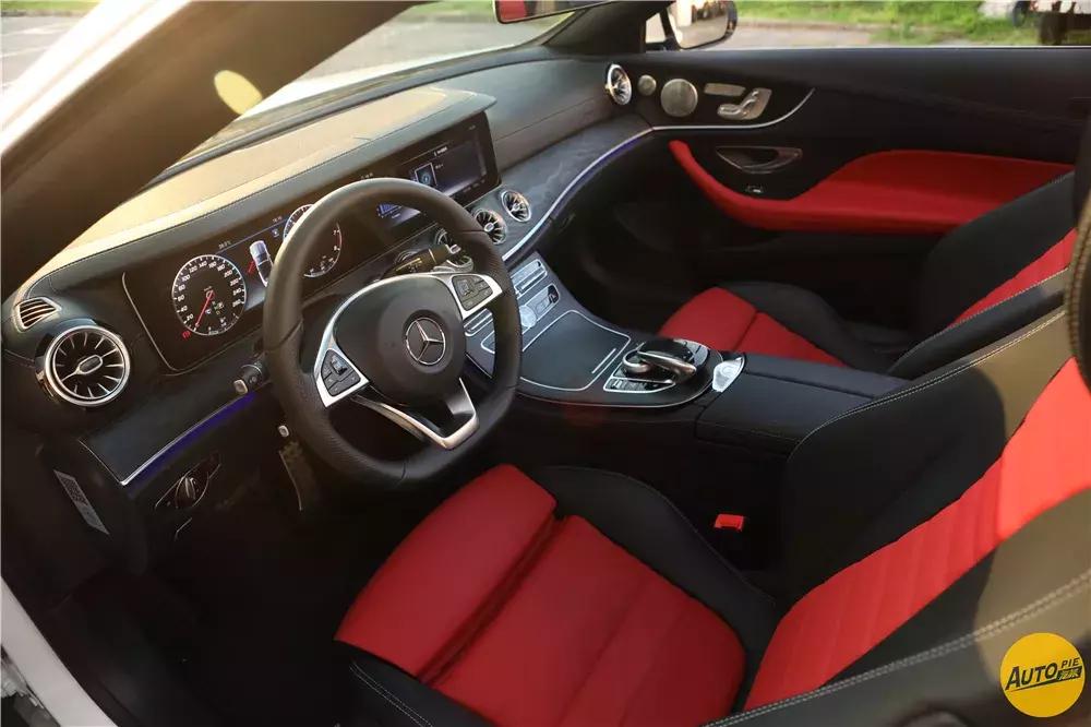 驾驶奔驰e200游艇蓝敞篷,奔驰e200敞篷试驾视频