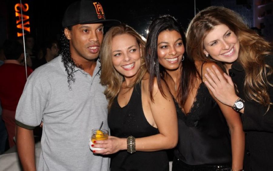 布鲁娜和内马尔的爱恨情仇,内马尔分手后谈布鲁娜