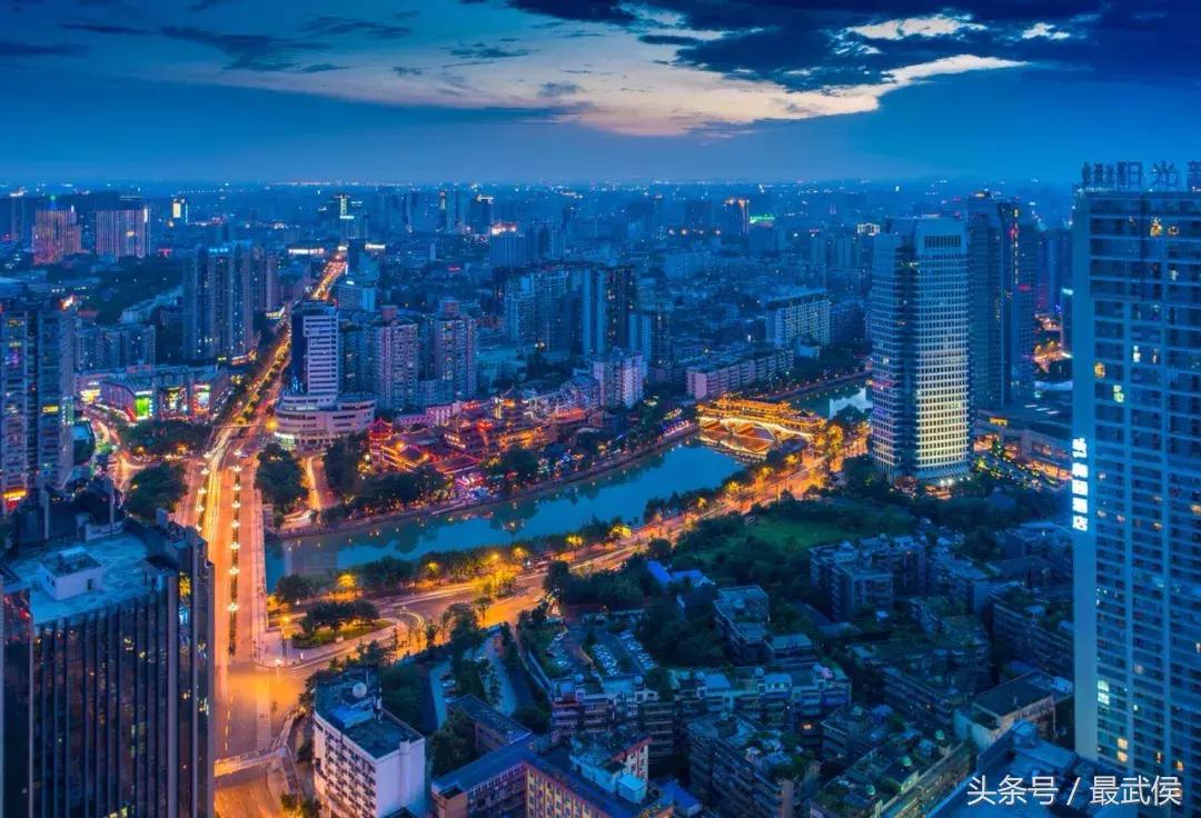 2018年成都最新收费大全，果断收藏！