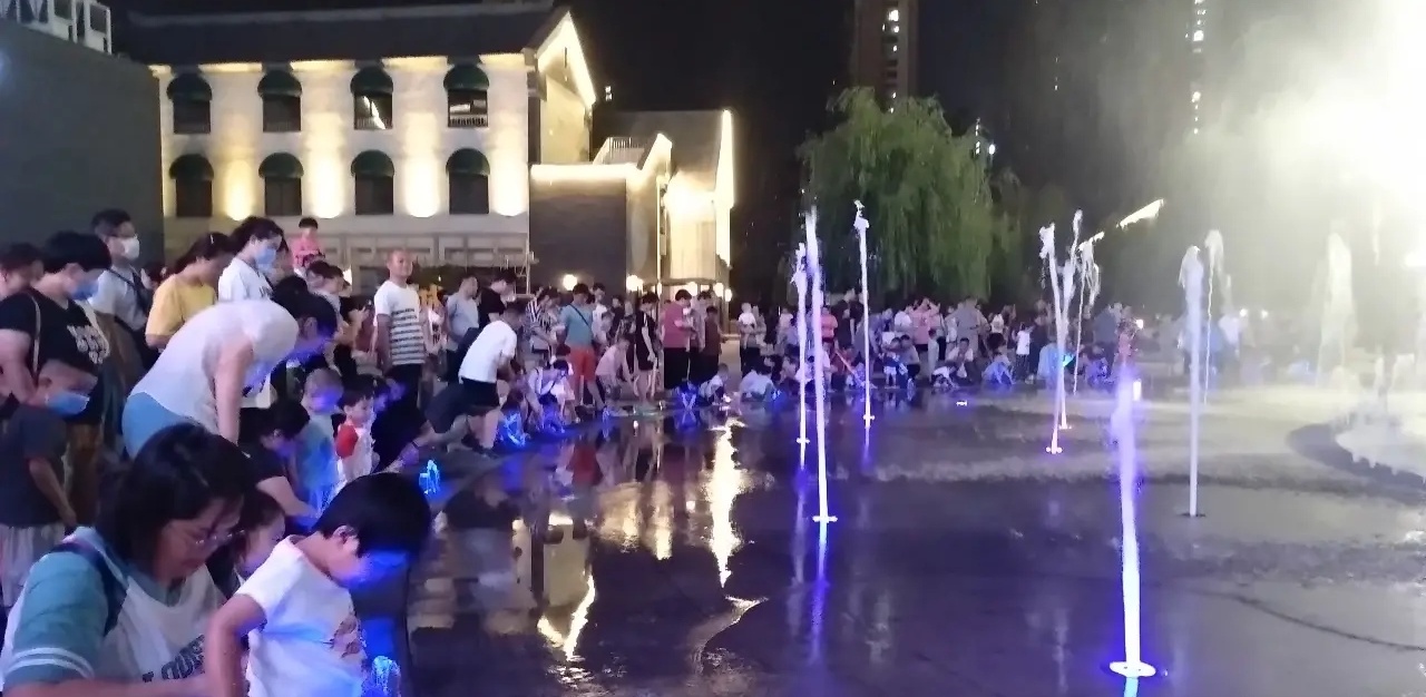 印象济南泉世界风景区,初夏游印象济南泉世界