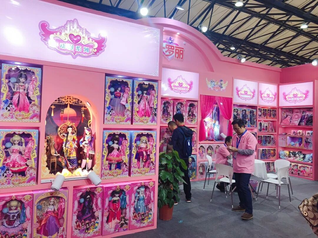 叶罗丽娃娃公主穿越古代,叶罗丽娃娃店真的可以缔结契约吗