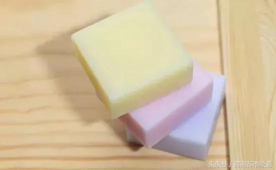 冬天被子晒几个小时就可以了,被子没法晒太阳怎么可以去潮气