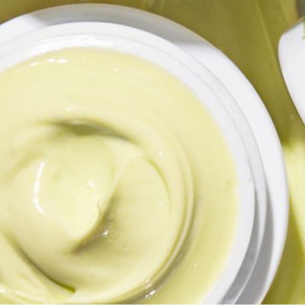 抗老眼霜大PK，谁才是真正的眼纹小熨斗？