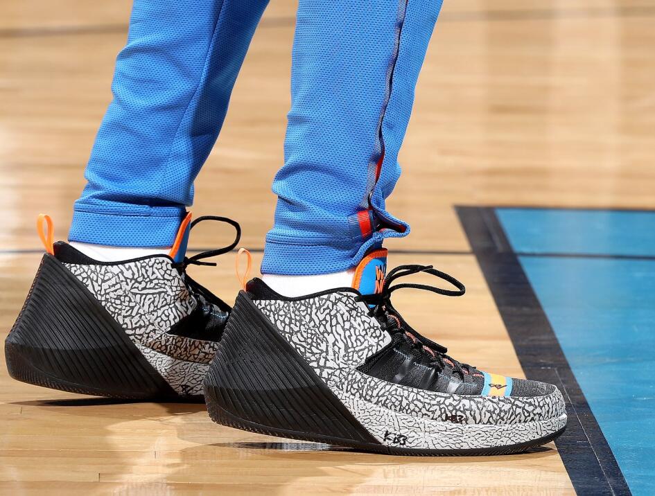 kd11广告杜兰特篮球鞋,耐克杜兰特kd11俄勒冈配色篮球鞋