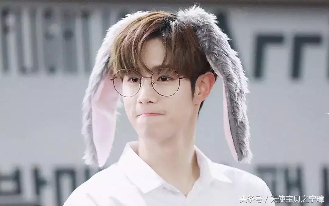 外媒评出全球最帅男子Top10，国内两名男星入选！有你家爱豆吗？