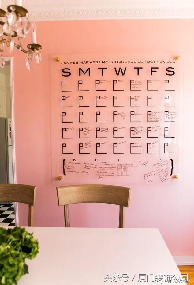 刷白墙好看还是贴墙布好看,白墙不好看怎么装饰