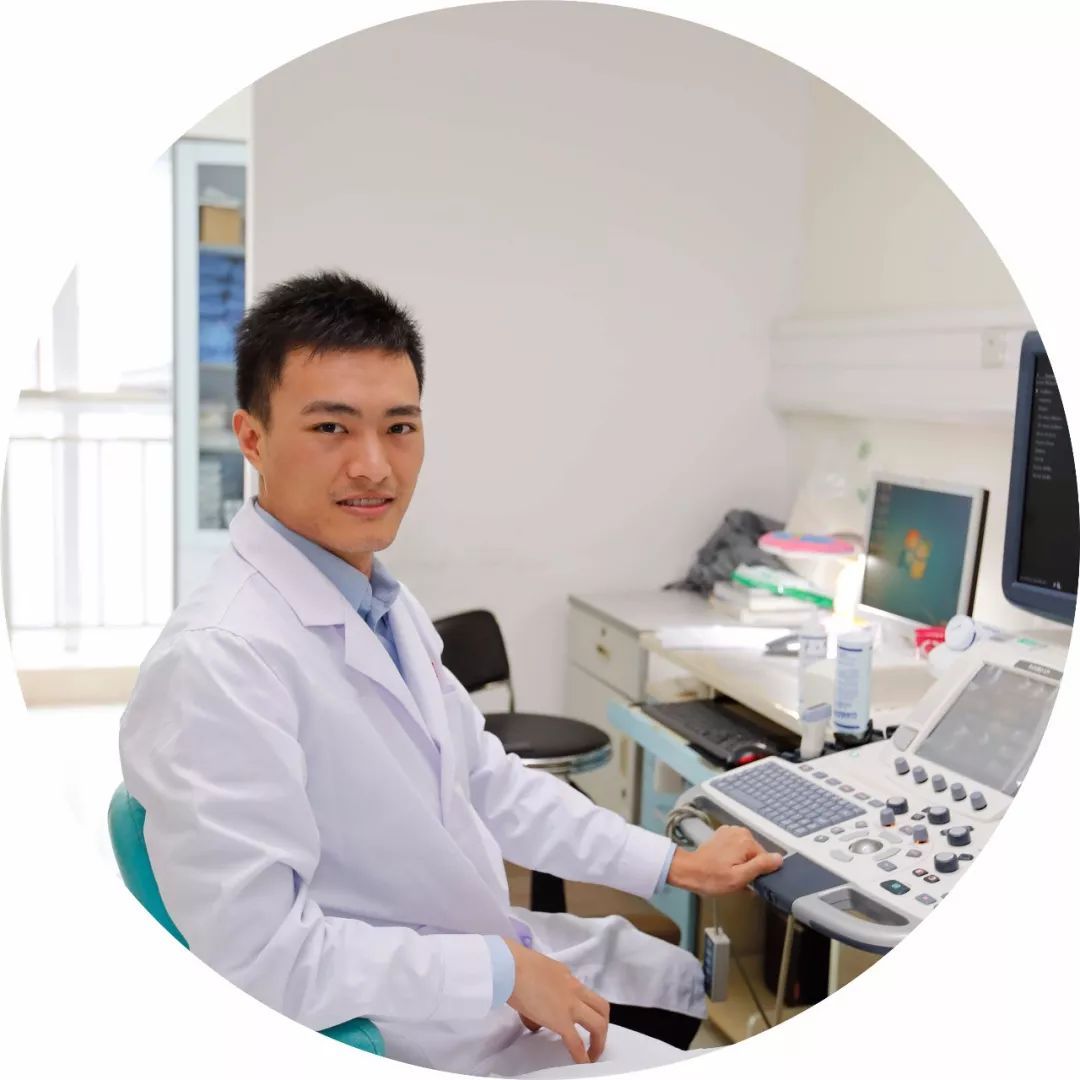 看了这么多炫富摔，这些护士才是最劲爆的~