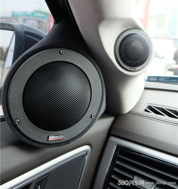 在这个歌航小盒子的带领下这伙音响拿了MECA合肥站最高组别冠军