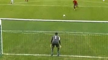 没点演技都不敢踢足球,点球全靠演技