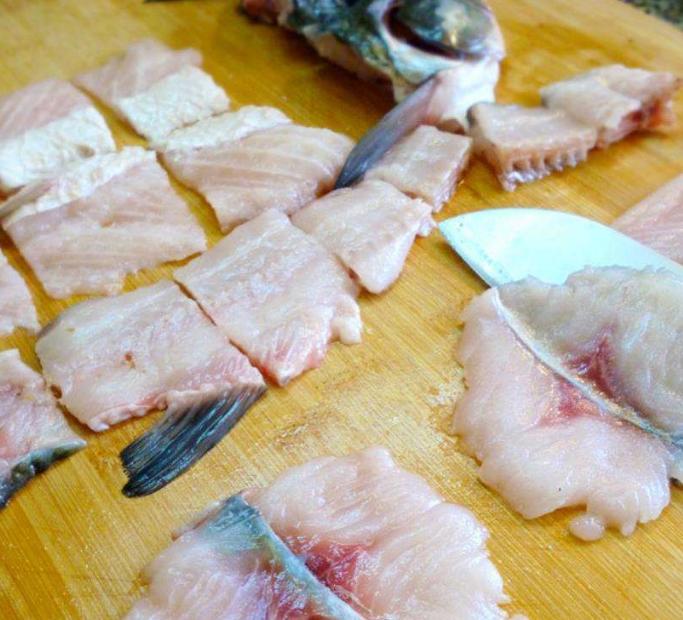 厨师长教你鱼片滑嫩,鱼肉上浆的正宗做法