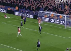 尤文c罗回曼联比赛,c罗凌空斩弑旧主曼联逆转尤文