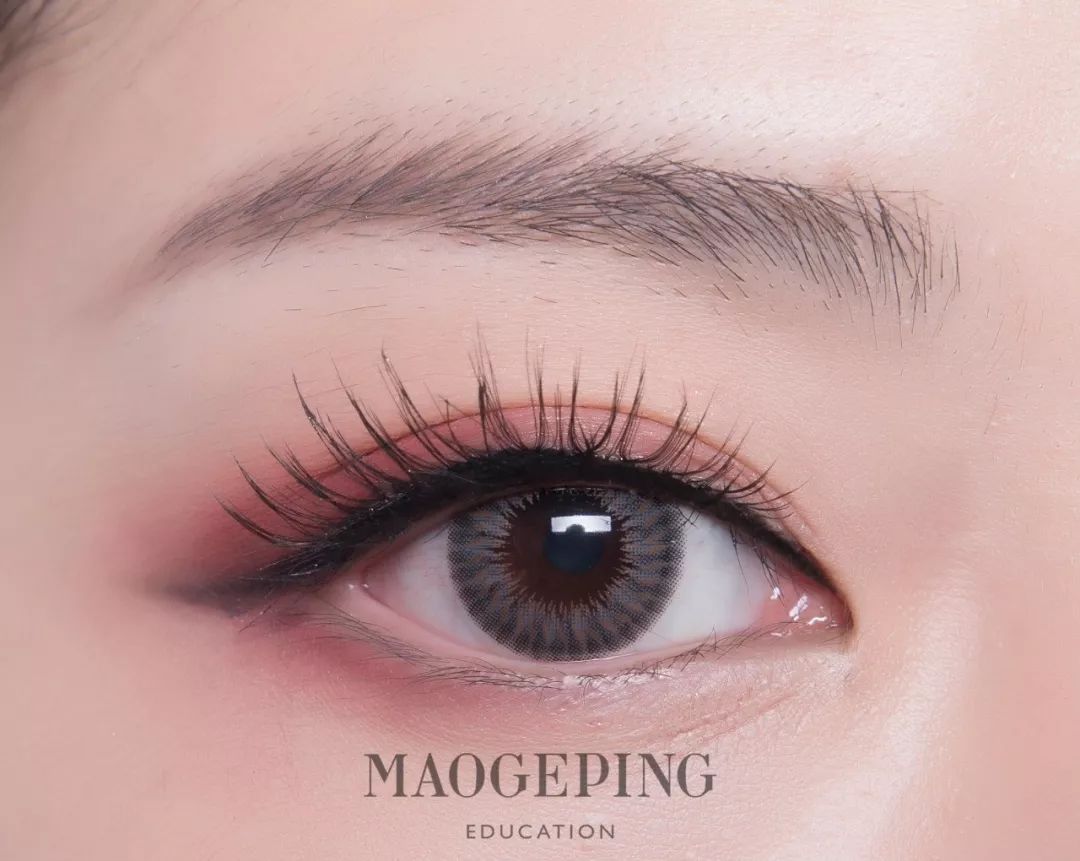 买眼影盘不会配色怎么办,买了眼影不会画详细图解