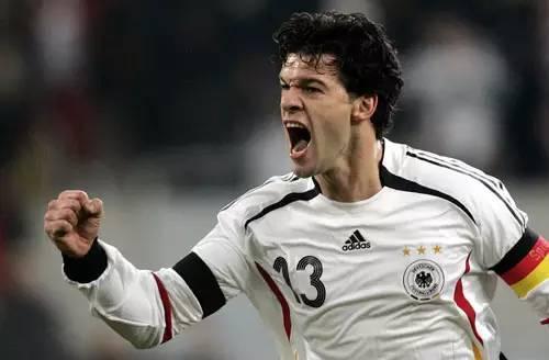 看一次哭一次的句子,看一次哭一次可怜天下父母心