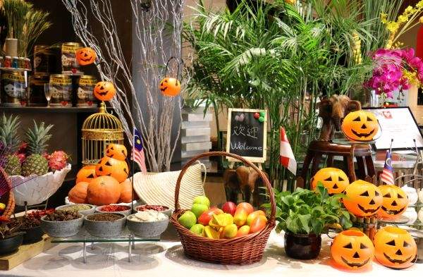 百鬼夜行欢乐谷万圣节,万圣节纽约百鬼夜行