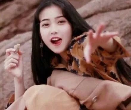 她红了半辈子，结果却因为这个脸部缺陷被骂到退圈？！