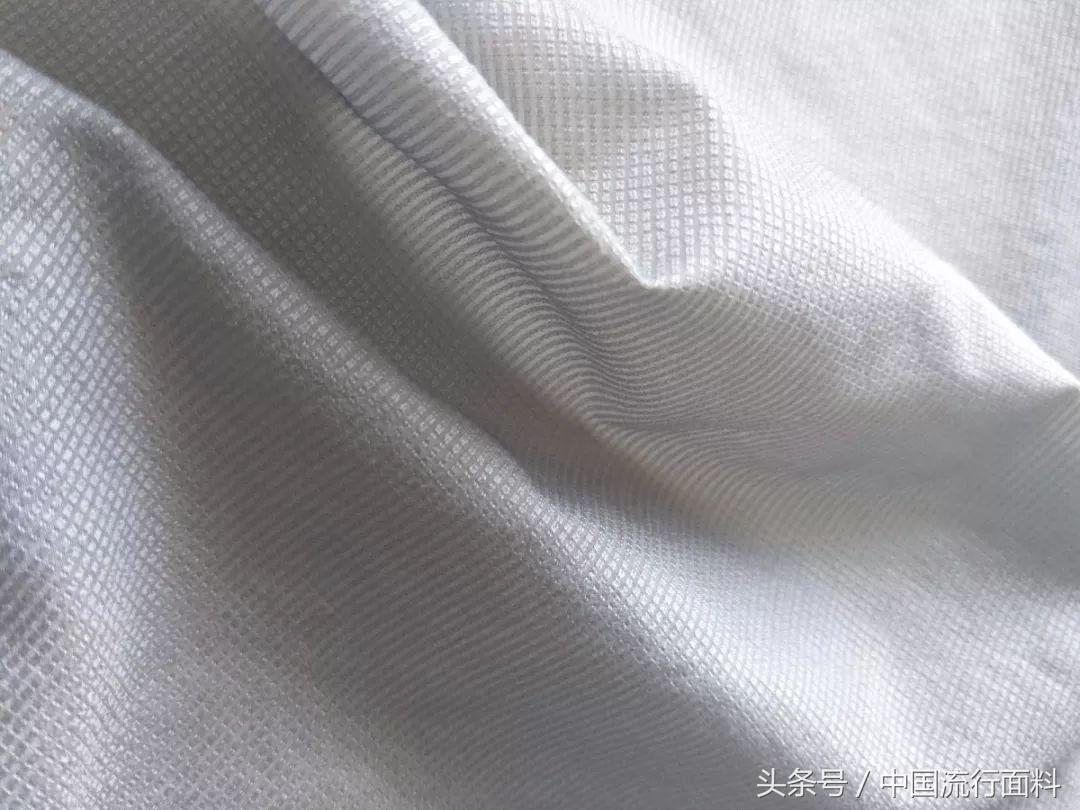 女装趋势新品,女装时髦款式