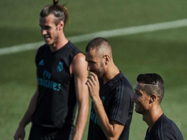 同为“多巨头”，为何NBA球队难求一胜，足球场却打得风生水起？