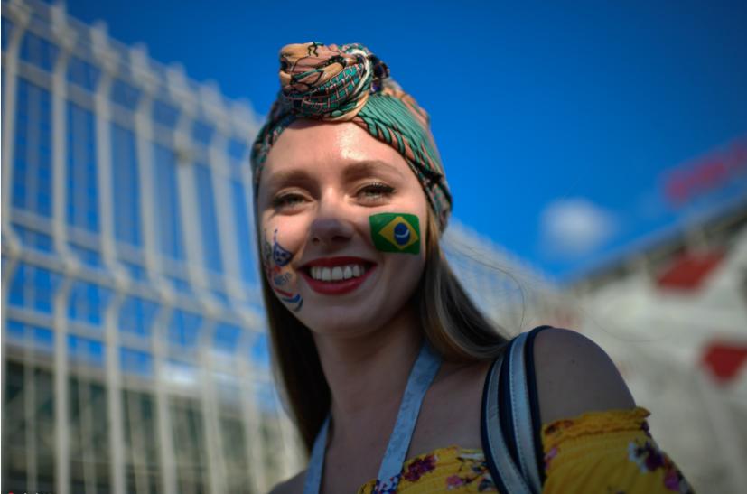 异域风俗：非洲人脸彩绘，小孩也臭美