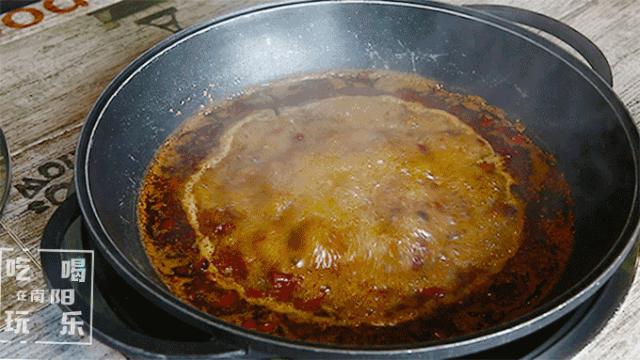 爆！光武路这家店用活鱼下锅！一口鲜到爆炸！吃完简直要犯罪！