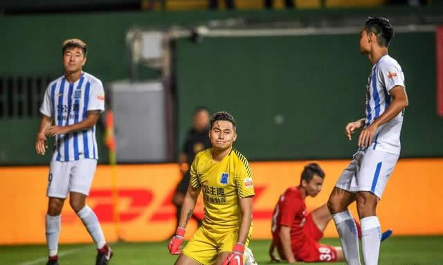 中超公布第三次裁判争议判罚,中超裁判再现低级误判完整视频