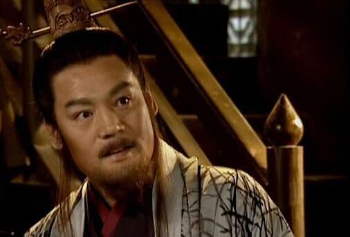 笑傲江湖里面的林平之是怎样的人,笑傲江湖林平之的辟邪剑法