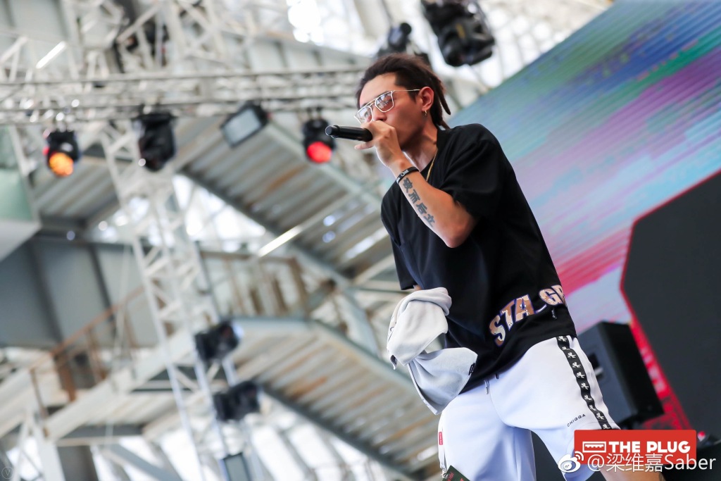 嘻哈经典必听100首经典说唱歌曲,嘻哈曲目推荐