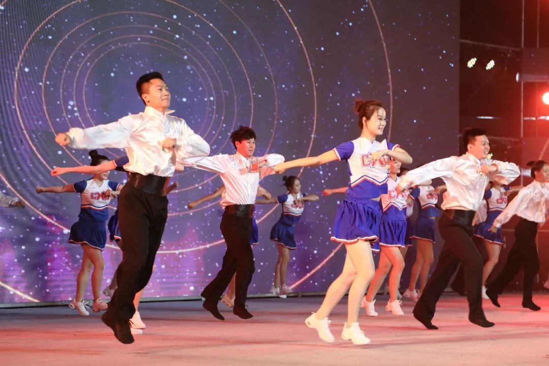 芳华90载|您好,我的大涟中!