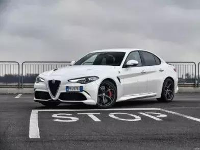 全新2022款特斯拉model3高性能版,2022款特斯拉model3p高性能版