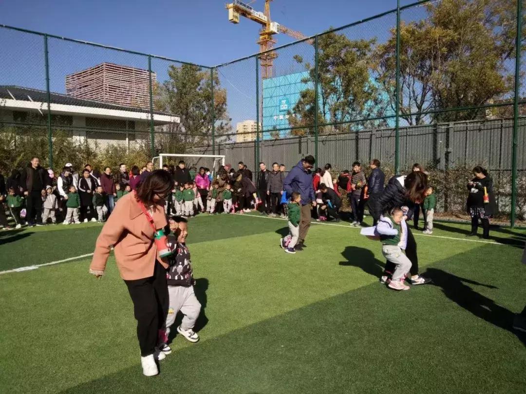 大手牵小手亲子运动会活动目的,小手拉大手一起来运动亲子运动会