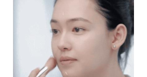 秋冬不卡粉脱妆的粉底液 (不易暗沉和脱妆的粉底)