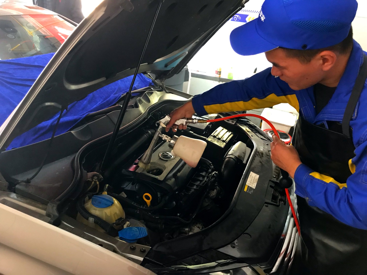 比4S店离家近，比路边店更可靠！车享家：你身边的修车养车专家