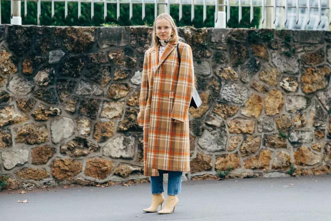 秋冬款的各式大衣教你应该怎样穿,呢子大衣到底怎么穿好看