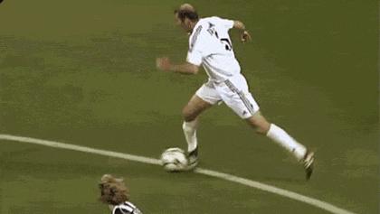 世界足坛十大盘带大师,足球齐达内解析