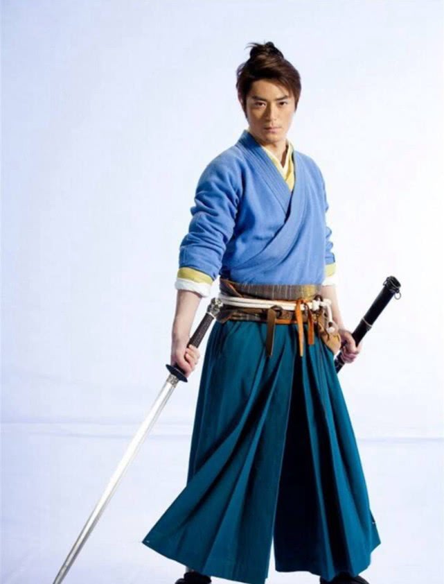 英雄联盟剑豪是哪一个,英雄联盟里面的疾风剑豪是哪国人