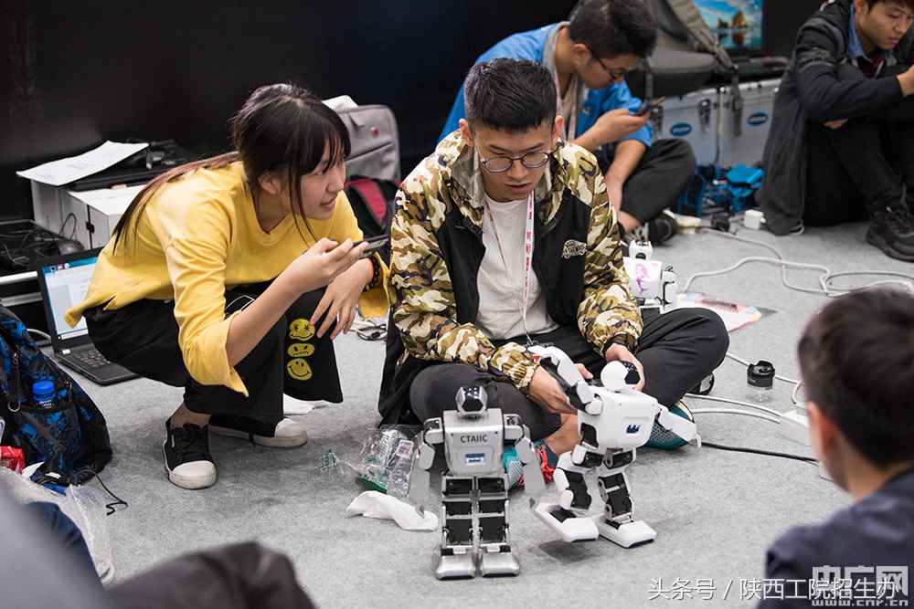 西安交大对阵清华大学,清华北大对战