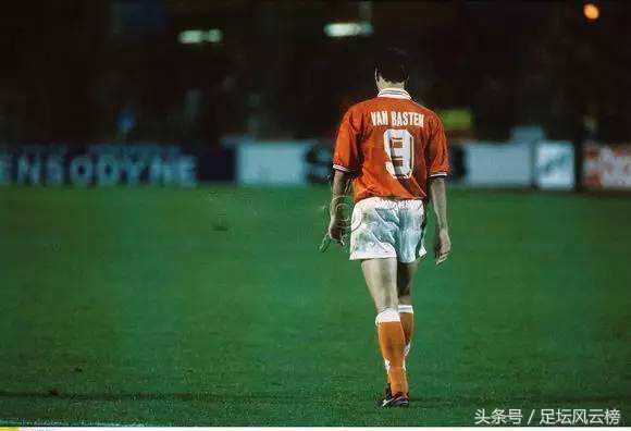 马尔科凌空抽射,世界足坛最好的传球大师