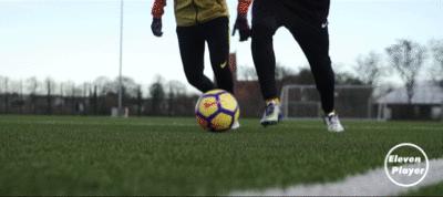 阿德里亚诺残暴过人,阿德里亚诺转身