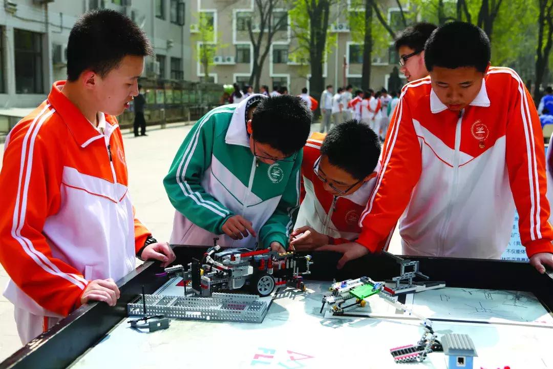 头一届高考便把学生全部送进本科，看首师附如何在通州复制海淀神话！