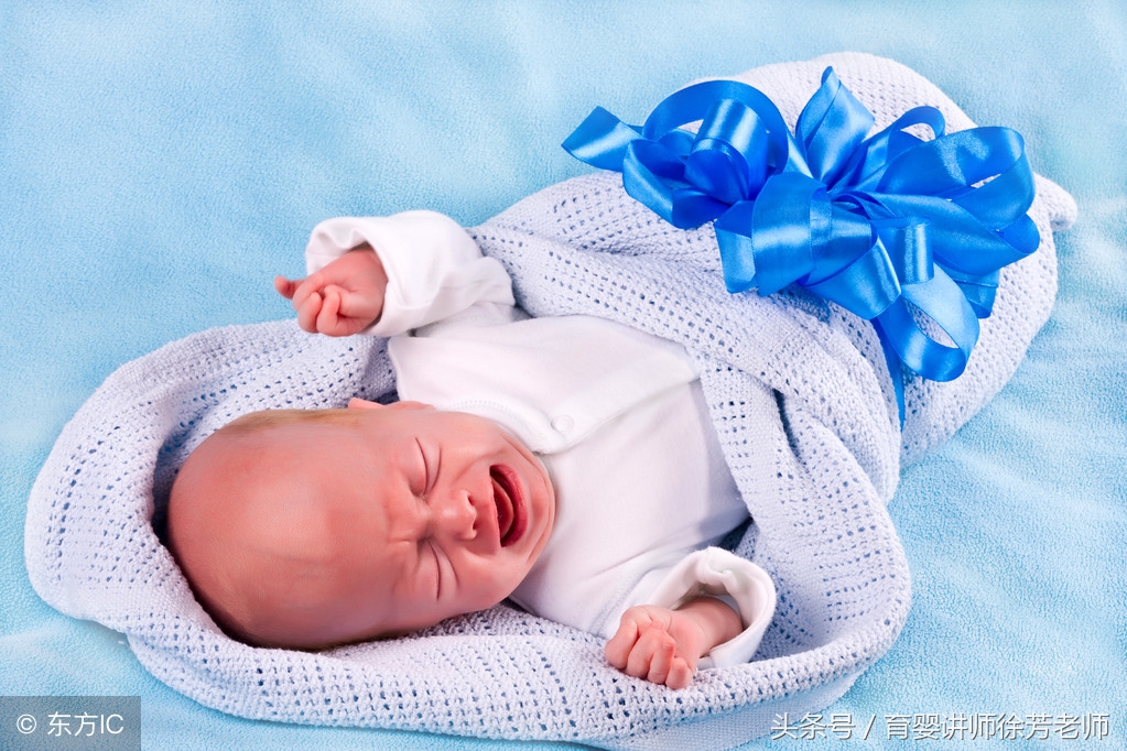 小孩小便有一段乳白色正常吗,宝宝小便最后出现白色的怎么回事